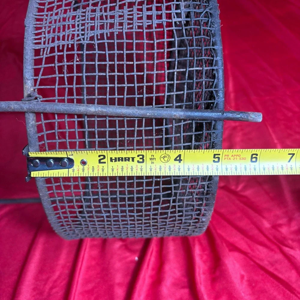 Antique Sturdy Industrial Metal Wire Vtg Meshed Farmhouse Rustic Primitive Decor